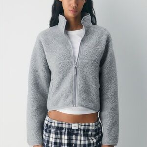Aritzia Polartec Hi Hip Zip Up Grey Size Small